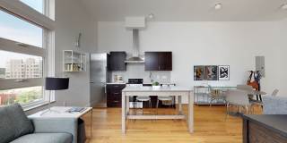 Studio 135 Gallery 11