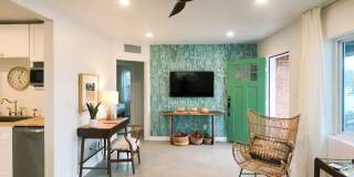 FARM VIEW BUNGALOW across from UofA Campus Farm! Available Today! Gallery 6
