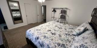 Furnished 3 BR Vacation Rental Includes utilities Near Target Center/Golf/Hwy 95 Gallery 11