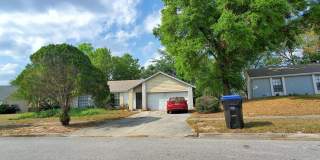 Spacious Orlando 3 Bedroom 2 Bath Home with Comfort and Convenience Gallery 1