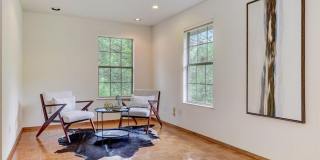805 Leonard St!!! - Amazing 7 bed House walking distance to UT. Gallery 24