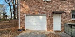 2106 Pawnee Drive SE Gallery 3