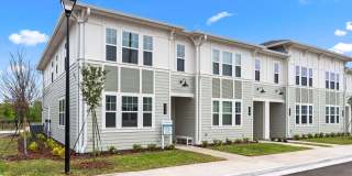 Viridian Southside Quarter Gallery 1