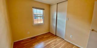 8864 WALUTES Circle Gallery 15