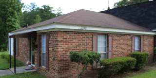 2 Bedroom 1.5 Bath W/ Formal Living & Family Room 2 Bedroom 1.5 Bath W/ Formal Living & Family Room Gallery 1