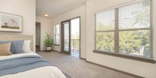 Crest at Park Central Apartments Gallery 35