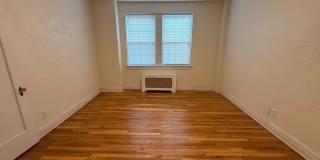 New King Edward Gallery 405