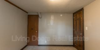 1529 N 24th St. Gallery 26