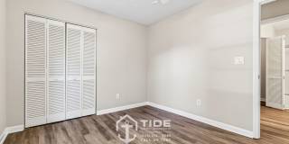 Modern Living in the Heart of West Ashley Gallery 25