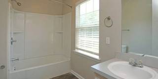 733 West Gallery 21
