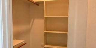 Spacious 3-Bedroom Home With RV Parking       MOVE IN SPECIAL! Gallery 9
