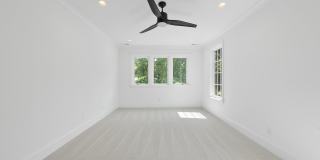 625 Glascock Street Gallery 27