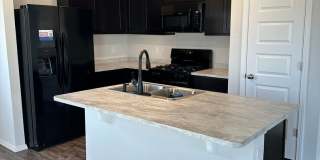 Half Off First Month's Rent + No Hidden Fees! Move-In Ready 3 Bed, 2 Bath Home in Southbrook Gallery 7