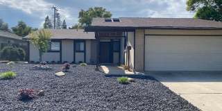 3 Bedroom 2 Bath Home In Rosemont Gallery 1