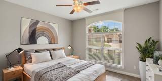 Beautiful 3BR/3BA Villa with Bonus Loft - Available NOW! Gallery 22
