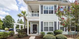 4 Bedroom 3.5 Bath Townhouse in Kingsbridge at Park West - Mt Pleasant Gallery 1