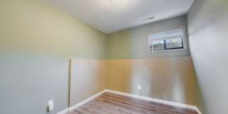 2 bedroom 1 Bathroom Condo- Gallery 14