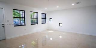 1622 NW 1st Ave Gallery 16