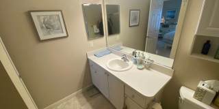 Beautiful Fully Furnished, SEASONAL RENTAL, Courtyard Villa In the Cottages at Summerchase Gallery 14