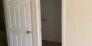 4180 Dalcross Road Gallery 9