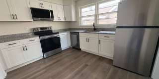 Fully Renovated 3BR/1.5BA – Prime Location + Lawn Care Included Gallery 6