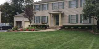 10 Lauren Ct Gallery 1