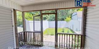 2 BD/1.5 BA Townhome with Convenient Jacksonville Location Gallery 17
