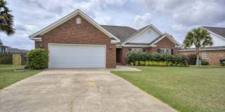 3 Bedroom/2 Bathroom Home with Deck, Garage, and Fenced Backyard less than 3 Miles from Ft. Gordon 3 Bedroom/2 Bathroom Home with Deck, Garage, and Fenced Backyard less than 3 Miles from Ft. Gordon Gallery 1