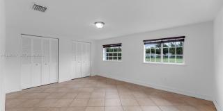 9840 SW 60th St Gallery 23