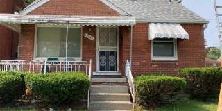 3 Bedroom Bungalow, Corner House, New Carpet Fenced in Backyard Gallery 1
