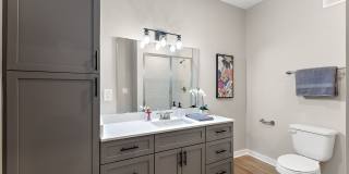 Magnolia at Powell Gallery 37