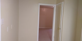 COZY DUPLEX, NEAR SHOPPING & 281! Gallery 19