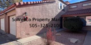 Beautifully Remodeled Condo  (with seasonal pool upon availability Gallery 1