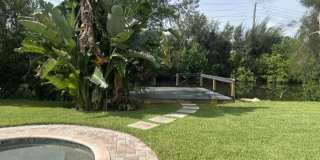 Beautiful 2/2 with dock and boat access Gallery 43