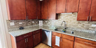 7008 Hawthorne Ln Gallery 1