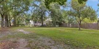 Historic Estate Home with Garage Apartment Gallery 19