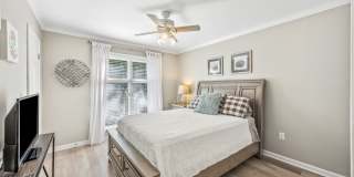 "Charming 2-Bed, 2-Bath Condo at 3 Shelter Cove Lane, Hilton Head Island - 1,140 Sq Ft of Coastal Comfort!" Gallery 26