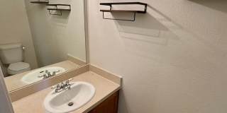 3 bedroom townhome - Don't miss out! Gallery 10