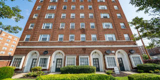 Shaker House & Shaker Town House Gallery 1