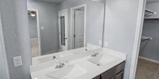 Modern 4-Bed Home with Open Layout in New Braunfels - Realtor Commission: $500 Gallery 26