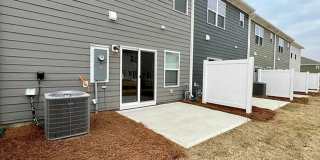 Charming 3BR Townhome in Monroe Gallery 1