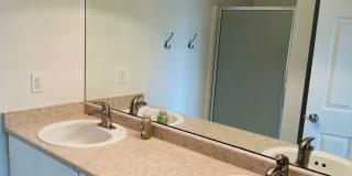 Charming Condo in Terrific Waterfront Location Gallery 13