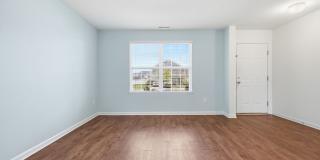 3 Bed 2.5 Bath With Fenced in Yard! Gallery 31