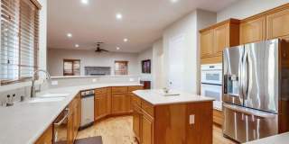 1922 Fernbrook Court Gallery 7