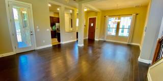3 Bedroom 2.5 Bathroom Detached Condo in South Austin!! Gallery 8