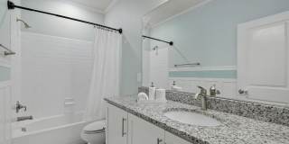 621 BLUEMONT Avenue Gallery 20
