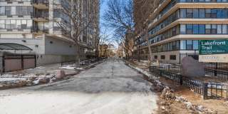 5739 N Winthrop Avenue Gallery 53