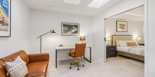 179 Gran Via Gallery 32