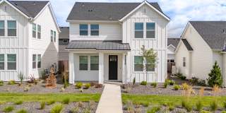 4202 Saylor Lane B Gallery 1