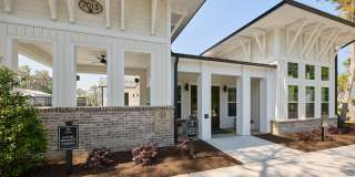 The Nixon Apartments Gallery 60